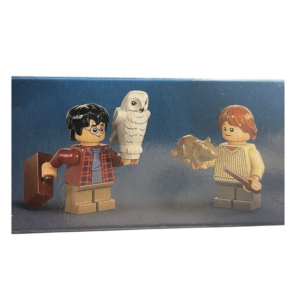 LEGO Harry Potter Flying Ford Anglia Car With 2 Minifigures + Owl & Rat NEW - Picture 2 of 7